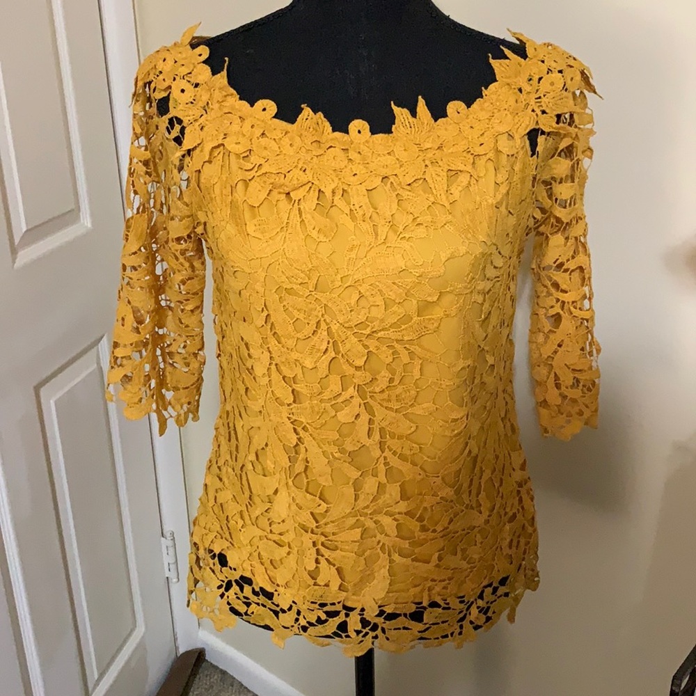 Médium Lace Blouse